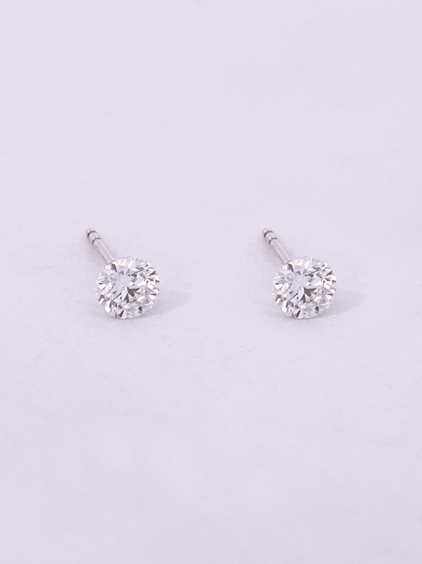 Lab-Diamond Stud Earrings